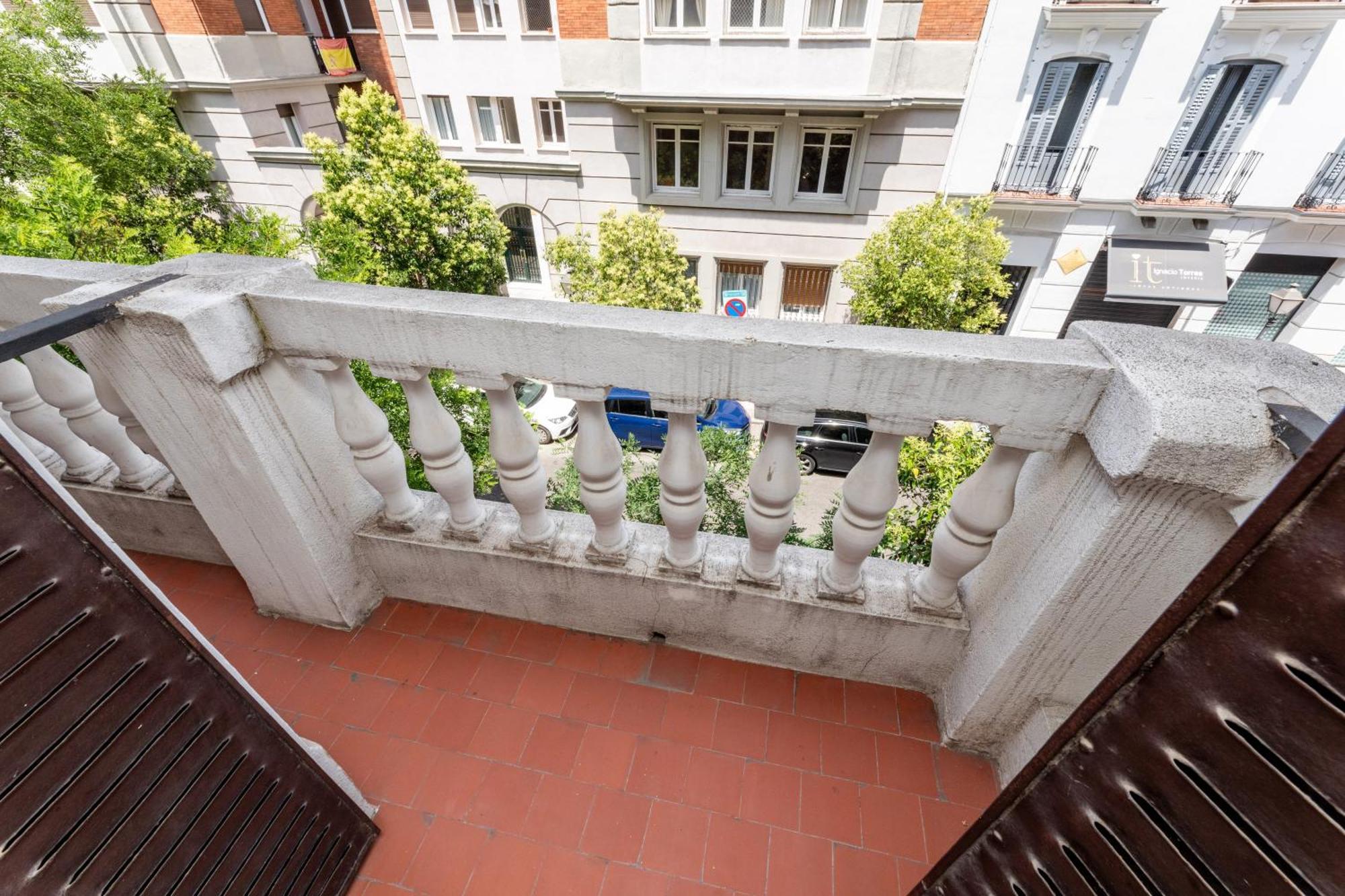 Montaber Apartments - La Paz Market Madrid Exterior photo