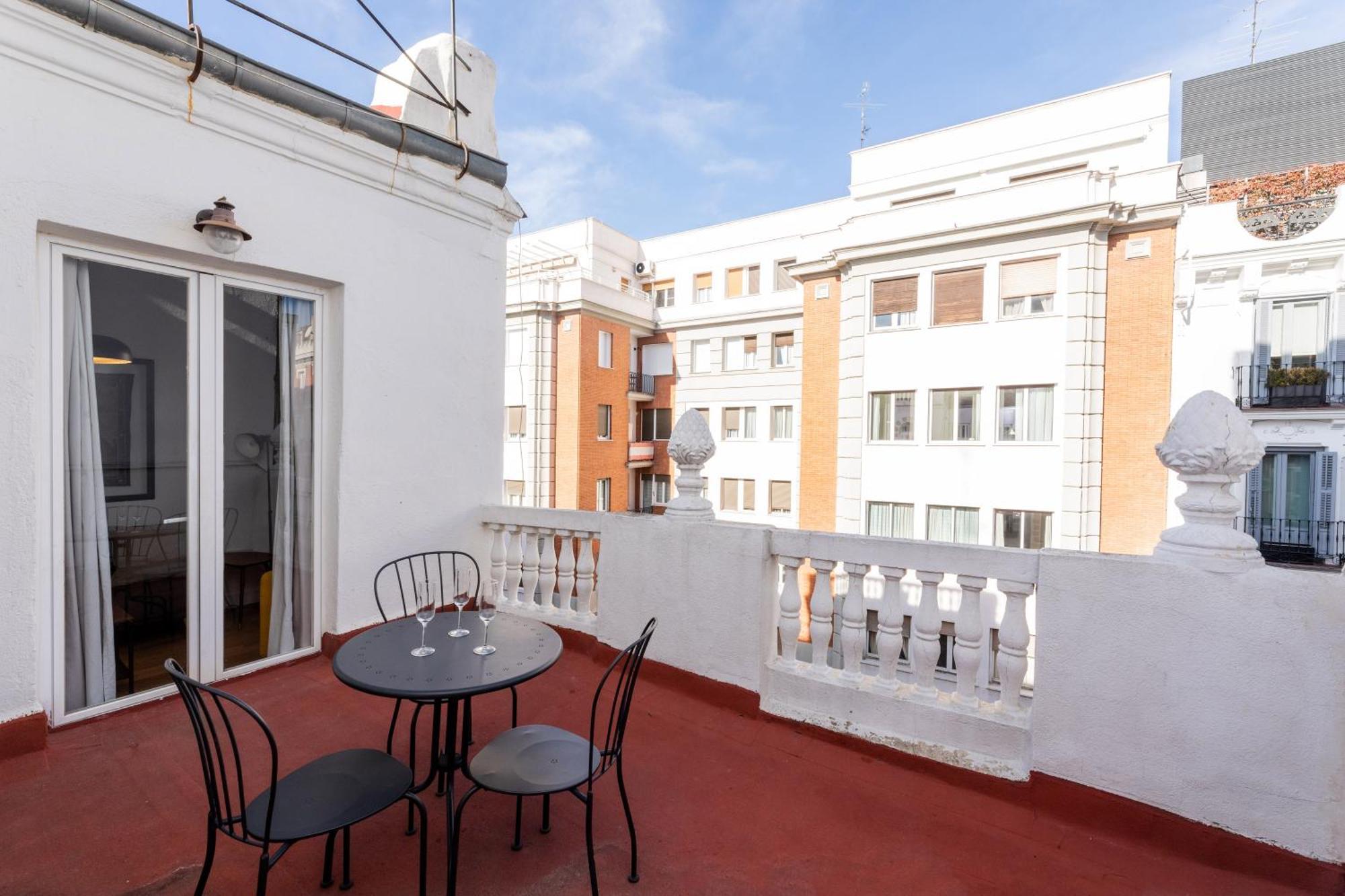 Montaber Apartments - La Paz Market Madrid Exterior photo