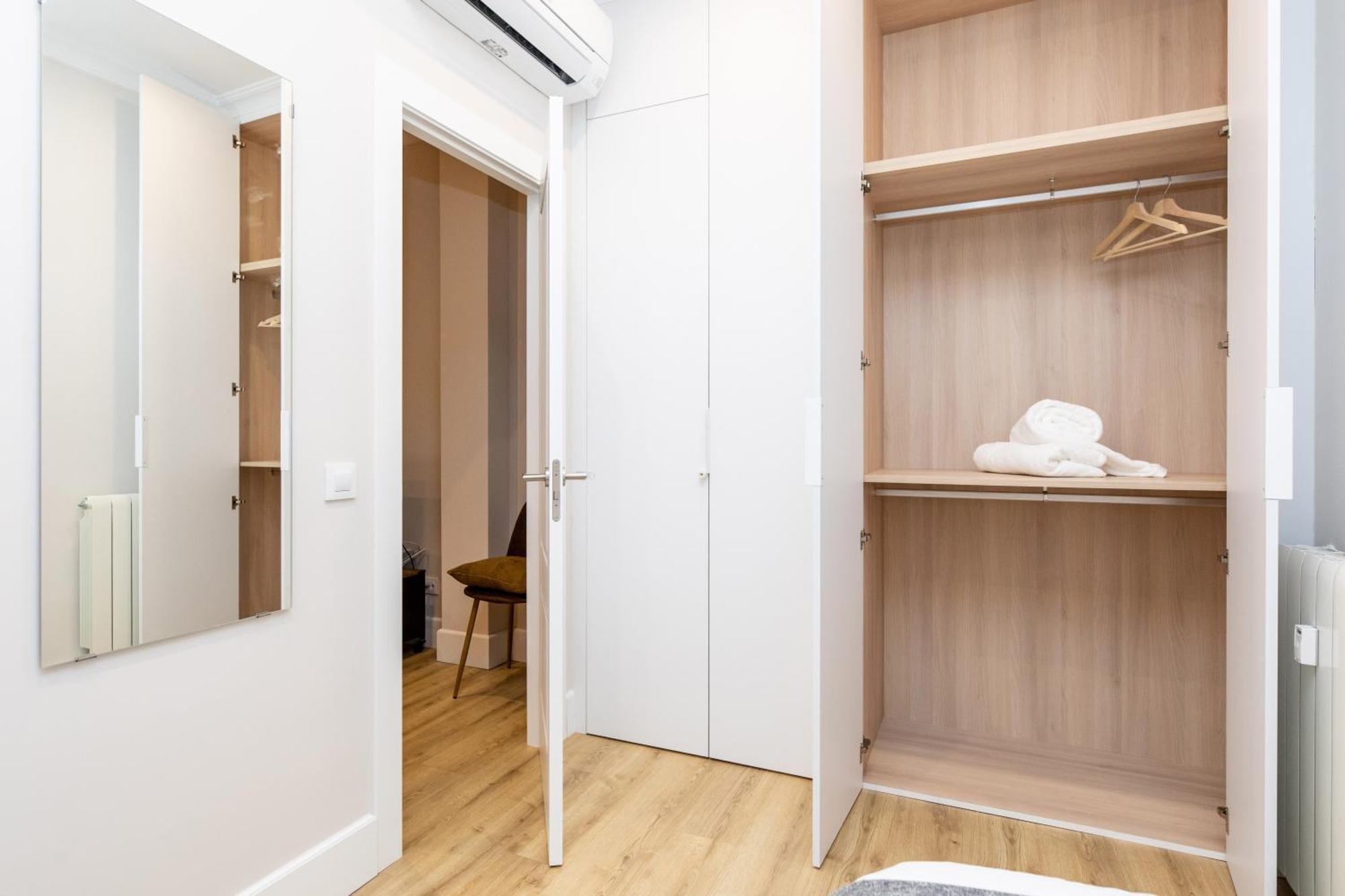 Montaber Apartments - La Paz Market Madrid Exterior photo